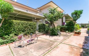 Nice home in Marina di Ragusa with WiFi and 2 Bedrooms